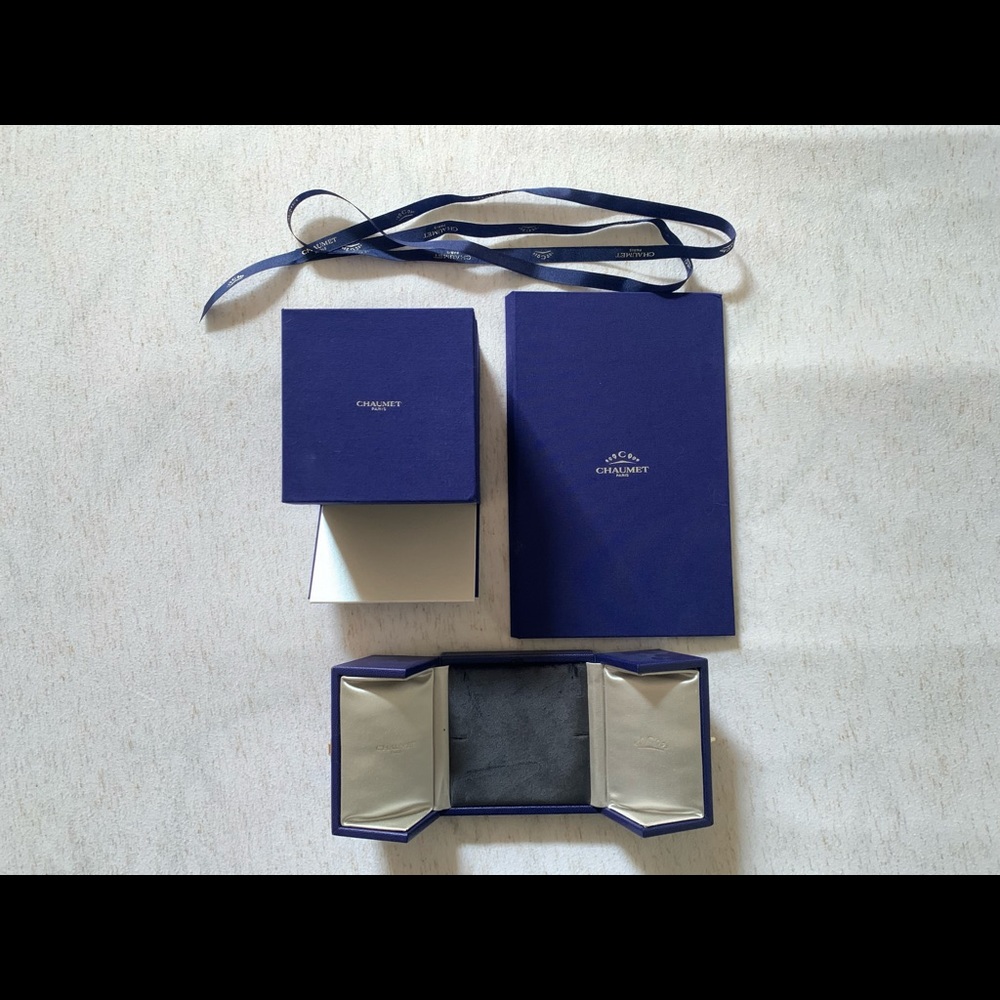 Authentic Chaumet Jewelry box set